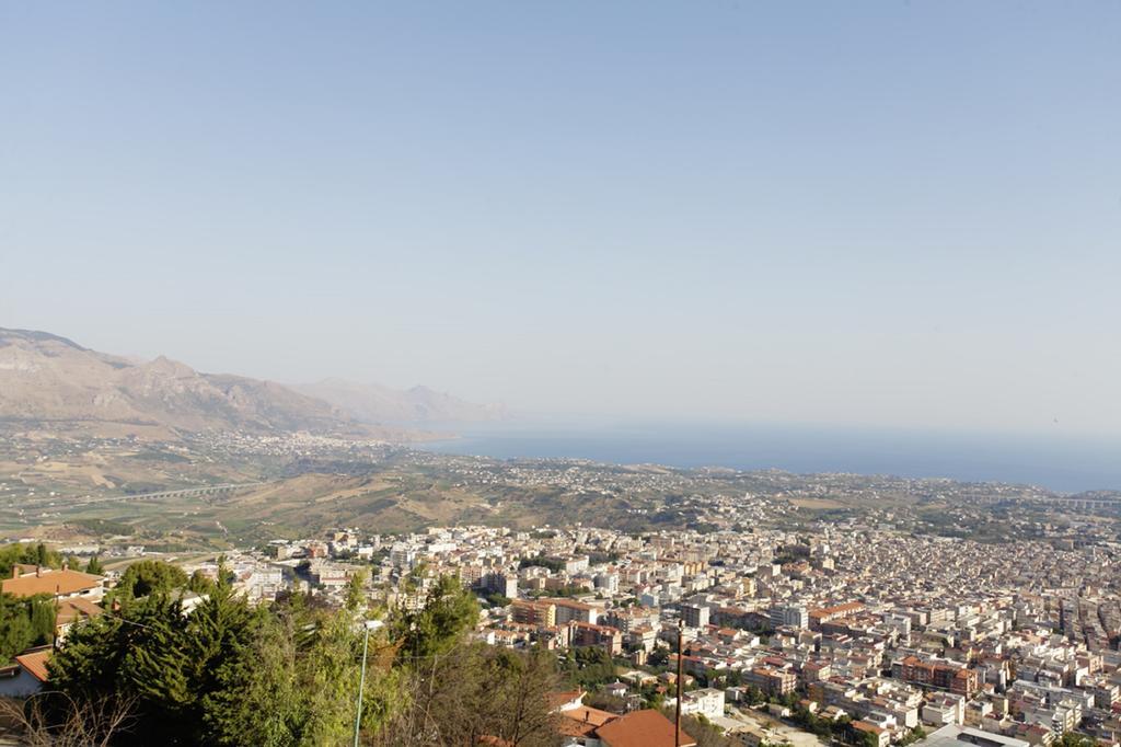 Ostello Cielo D'Alcamo Exterior photo